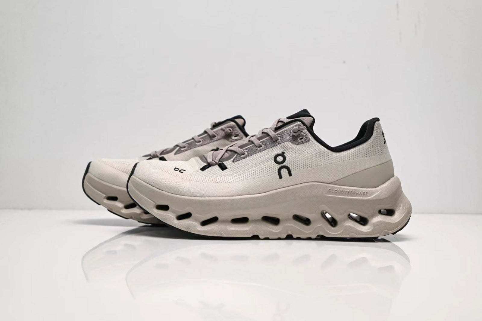 On Tenis Cloud Women